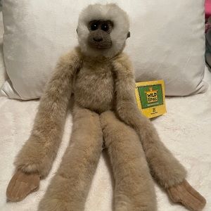 SOLD - - Wild Republic, Spider Monkey hanging plush with Velcro paws.Vintage NWT